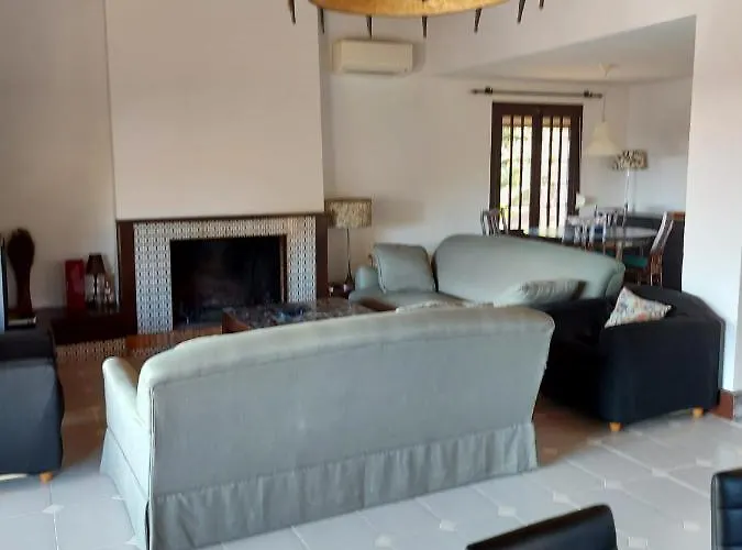 Con Piscina Privada